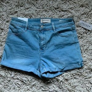 NWT Pacsun Super Stretch Shortie Size 29